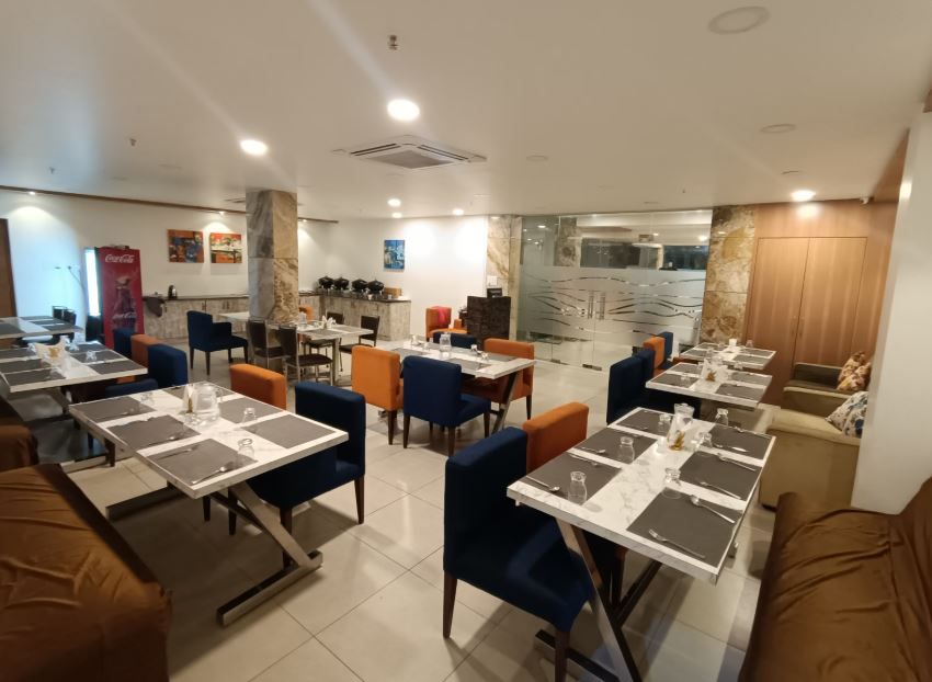 Food & Dining