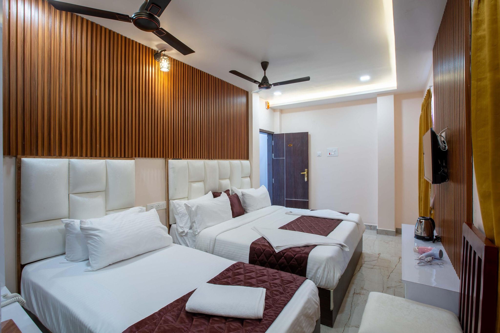 Executive Triple Bed Ac Room