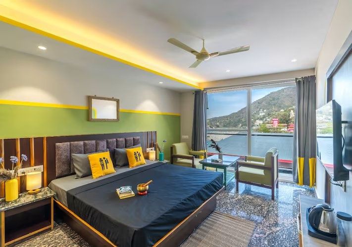 Superior Double Room with Balcony