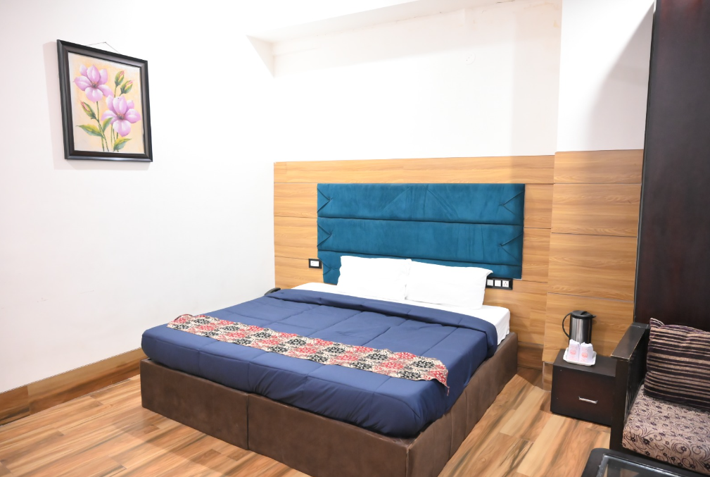 Hotel BR Inn Economy Room Non Ac 2