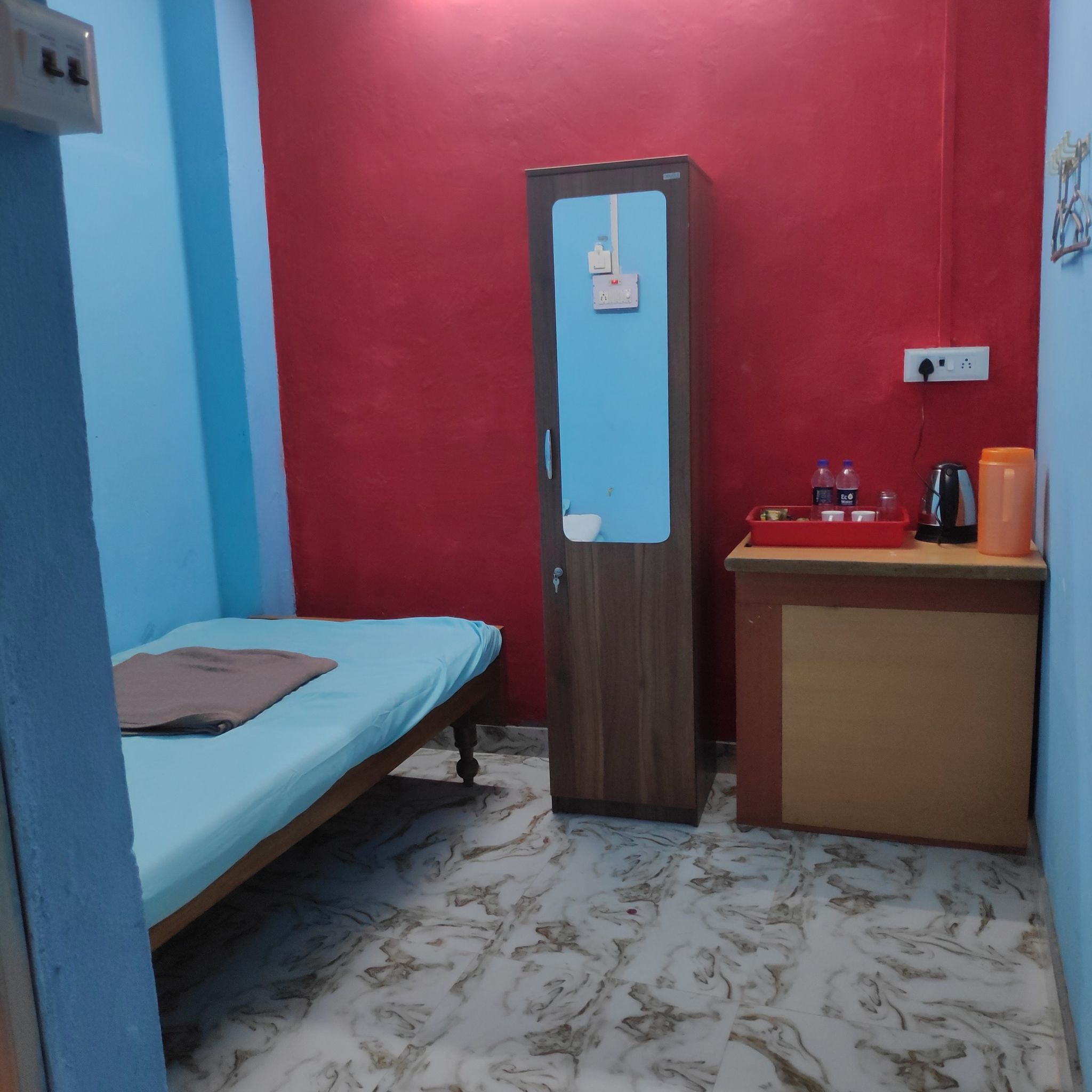 AC Deluxe Single Room