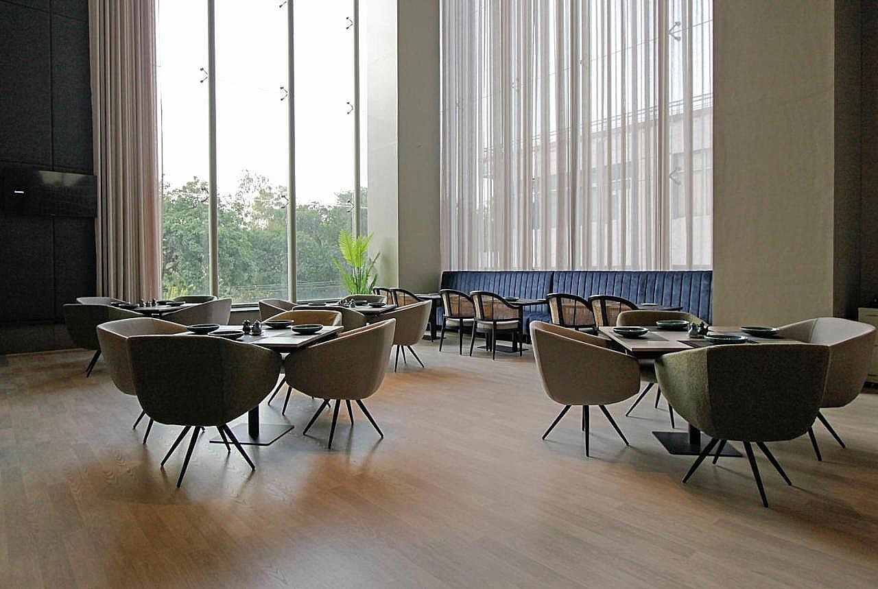 Food & Dining
