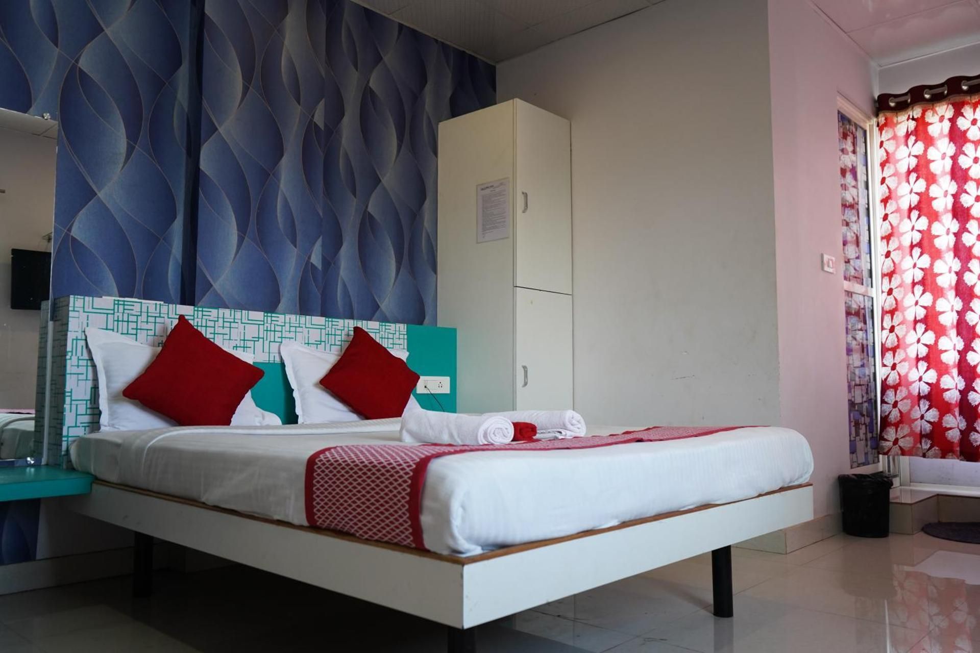 Hotel Bluray Executive Room (NON A/C) 8