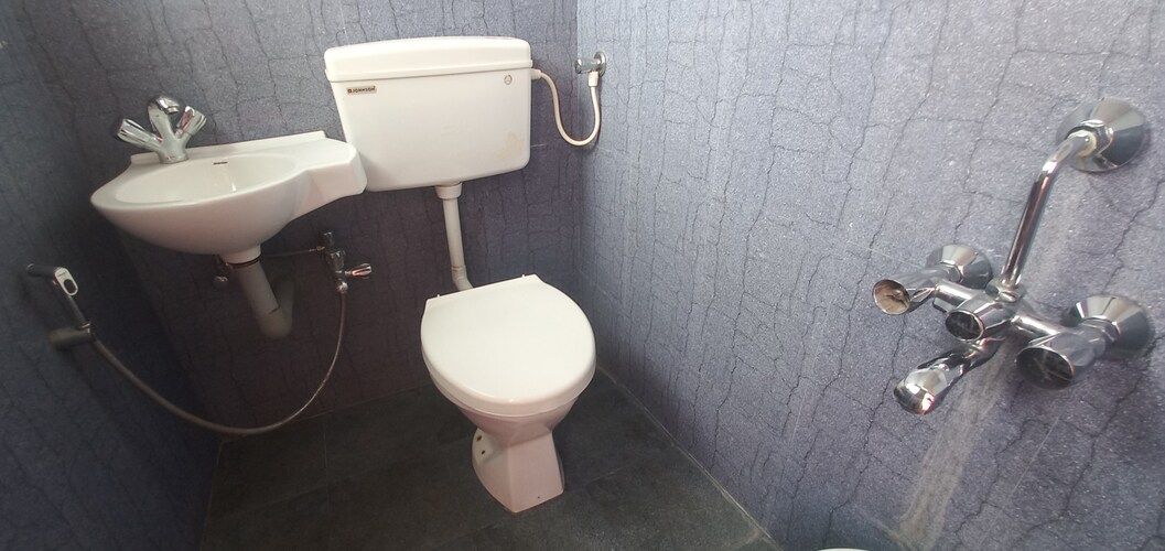 Small Economy Single Room (NON AC)