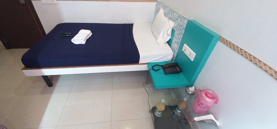 Small Economy Single Room (NON AC)