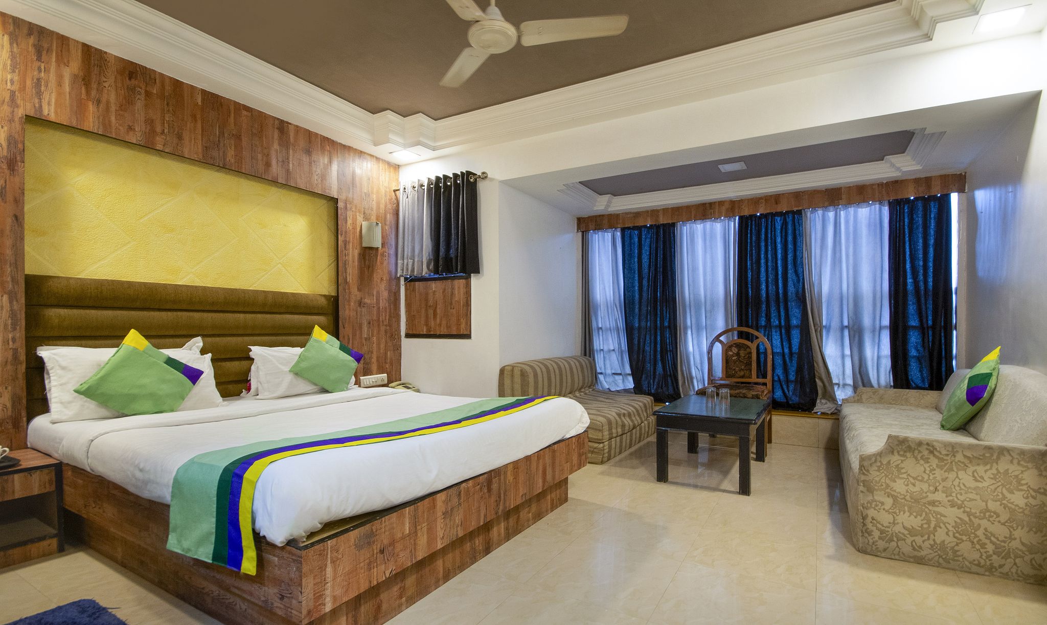Itsy Hotels Shree Krishna Palace Deluxe Room 6