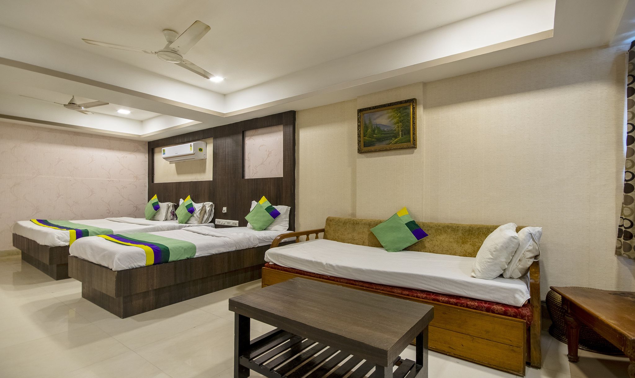 Premium Room