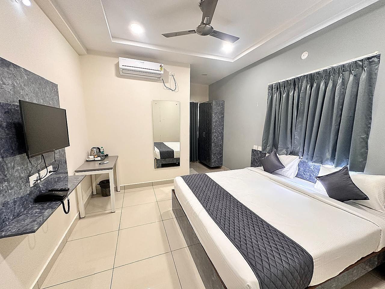Aero Premium Room