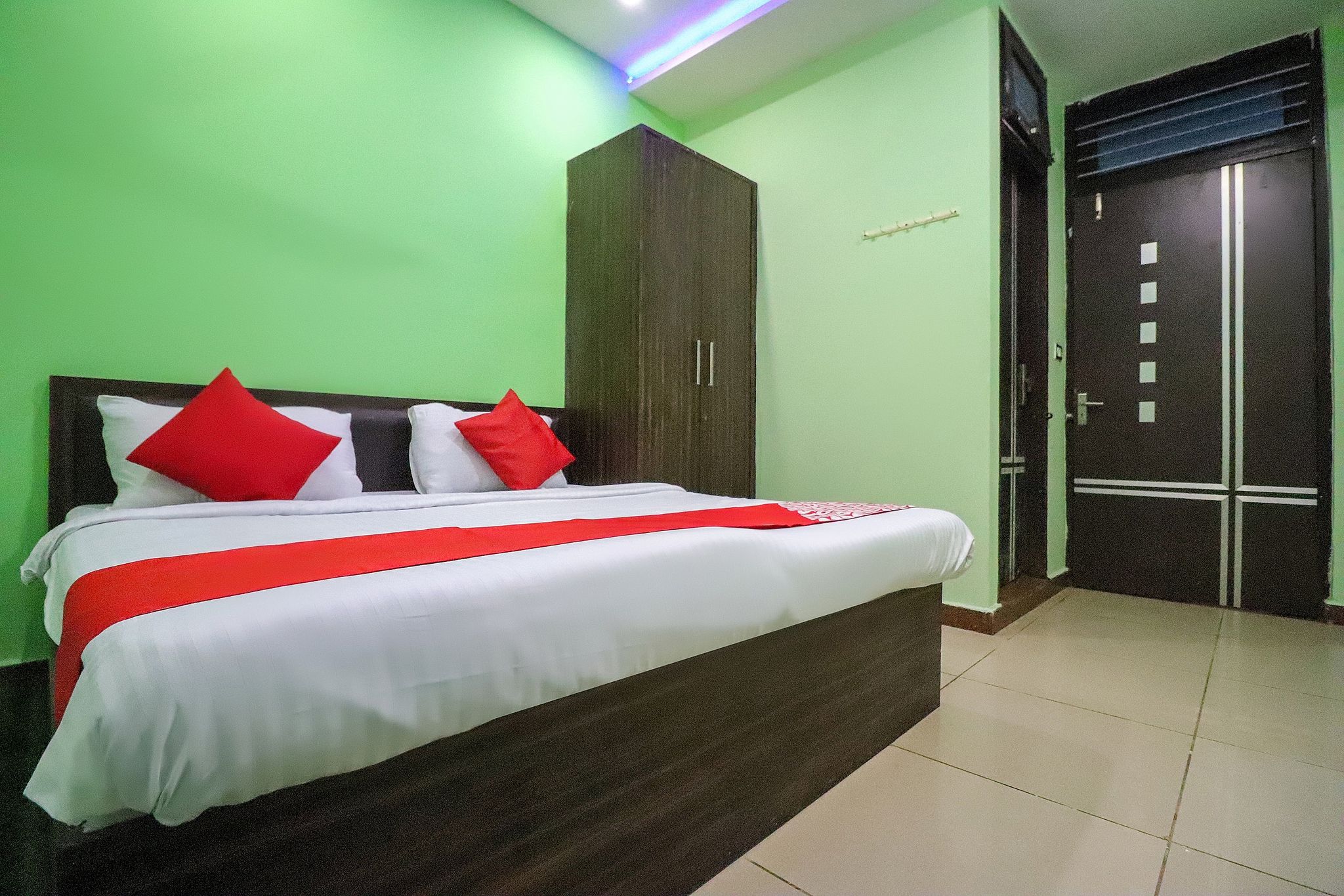 Hote O Star Shiv Shankar Classic 18