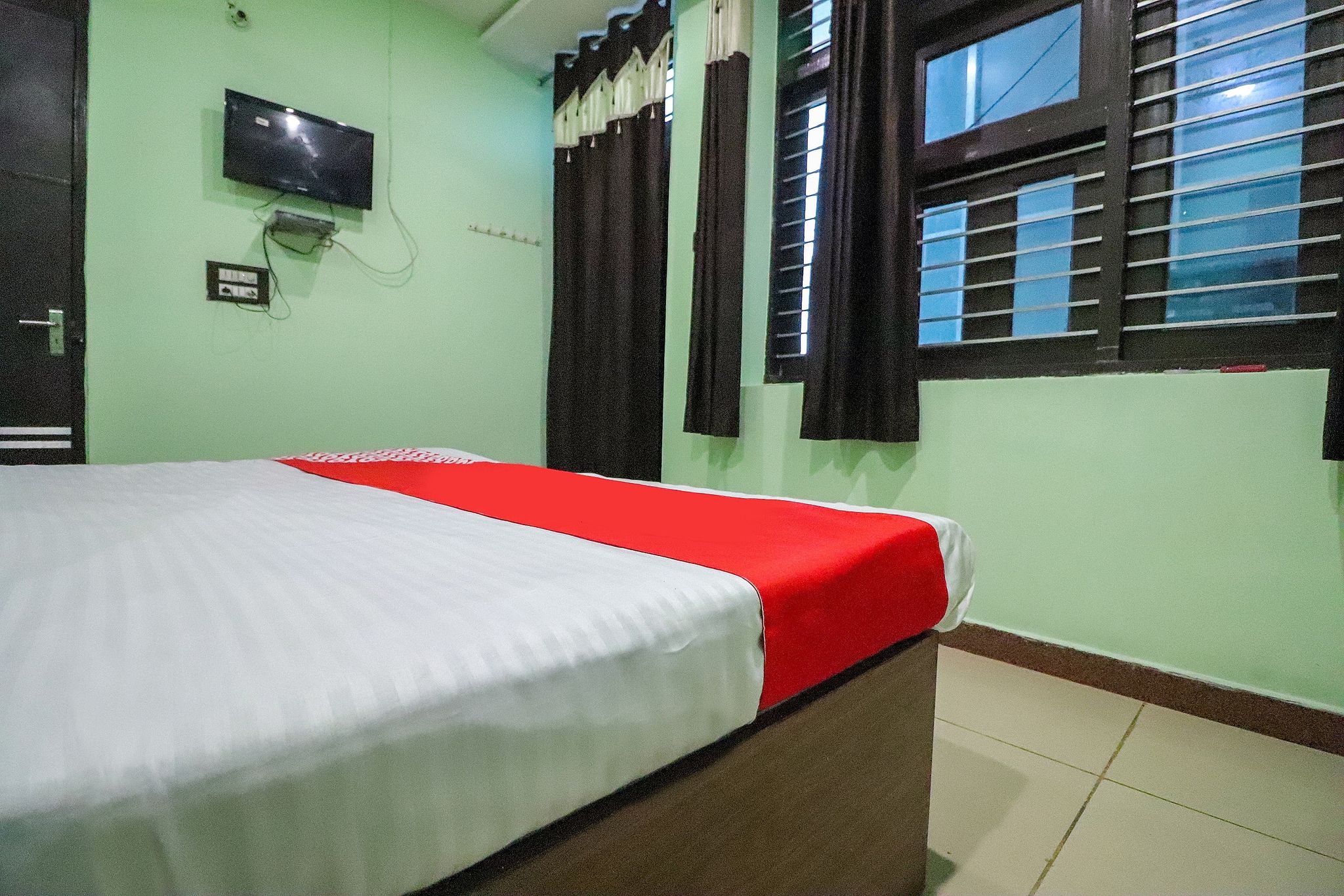 Hote O Star Shiv Shankar Classic 24