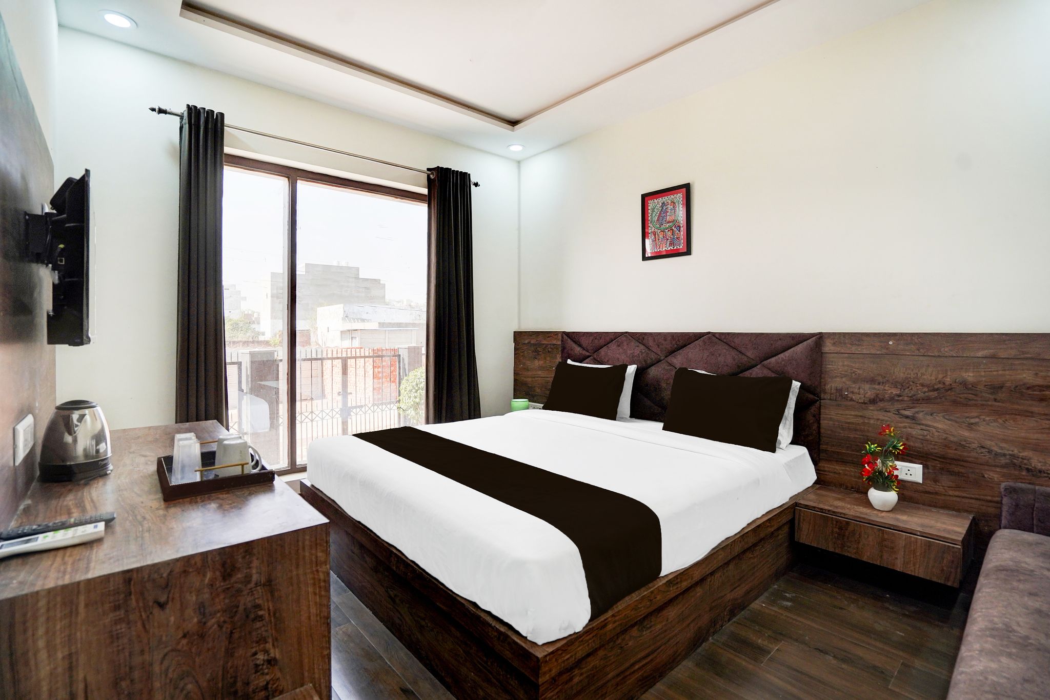 Townhouse Taj Mahal East Gate Formerly Royal Empire Classic 20