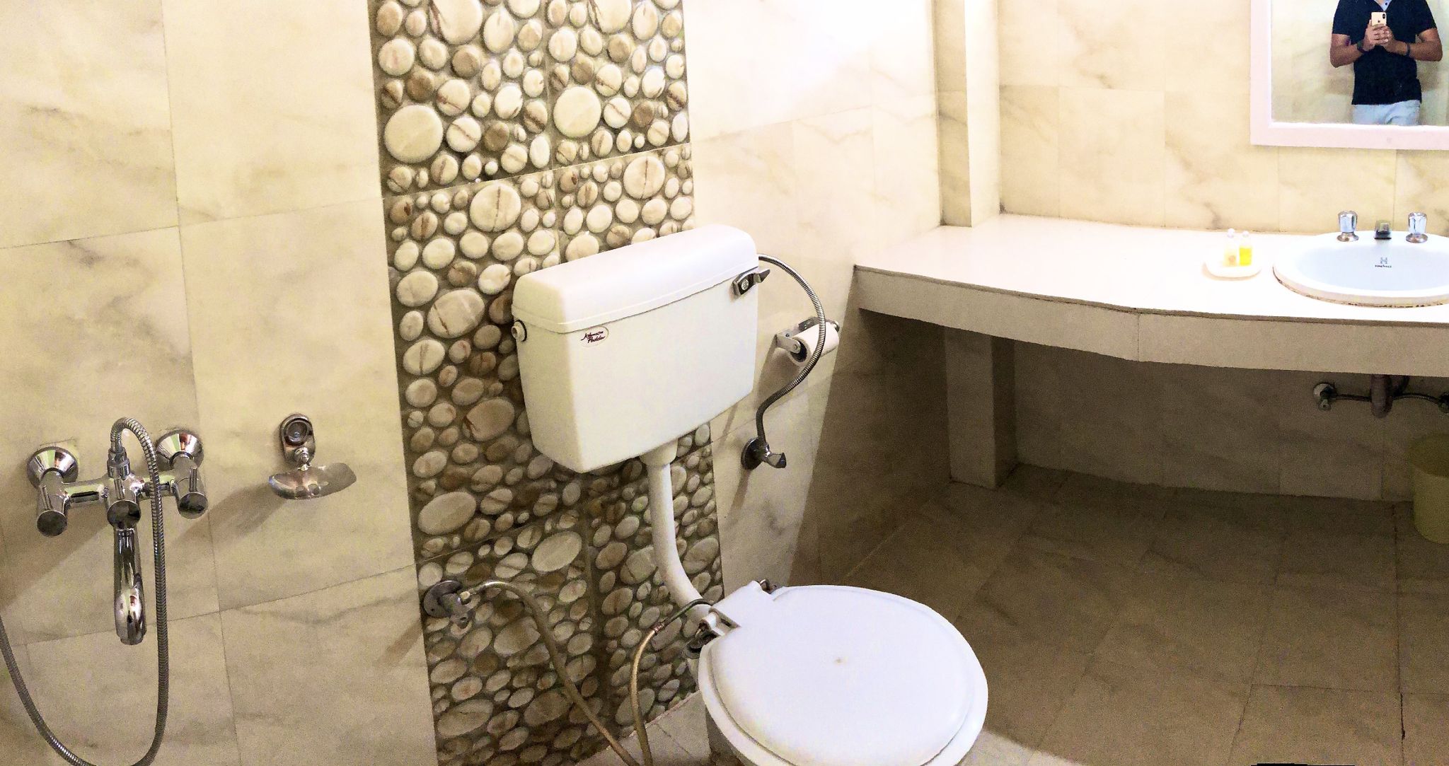 Hotel Vintage, Manali | Near Mall Road Super Deluxe Room 4