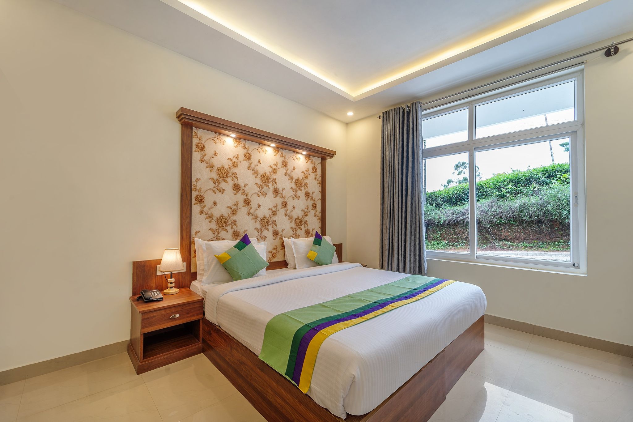 Economy Room