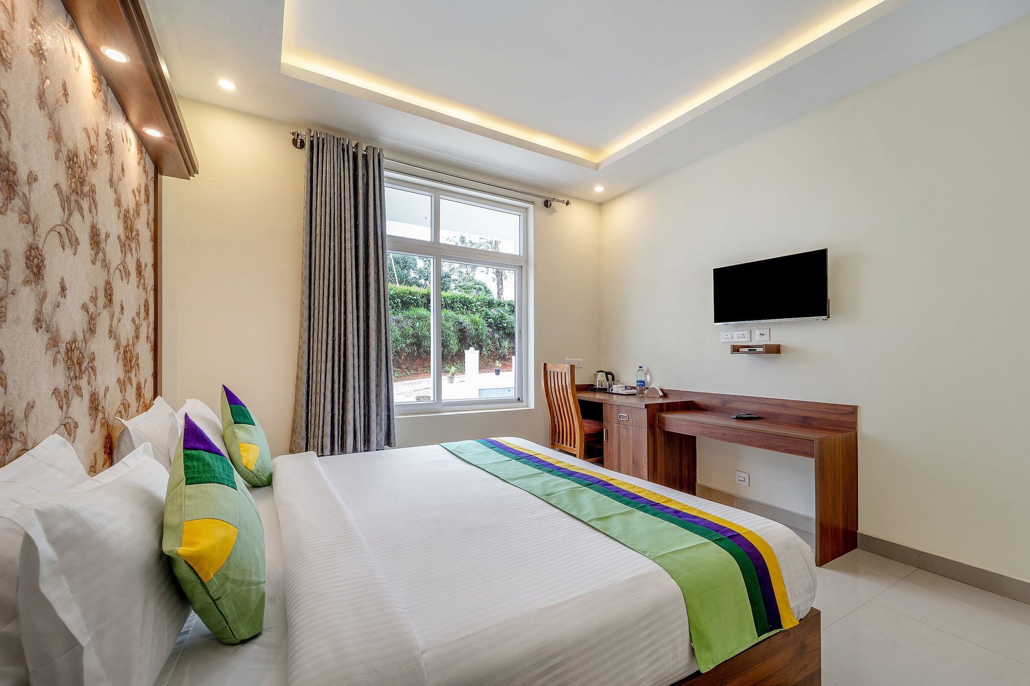 Economy Room