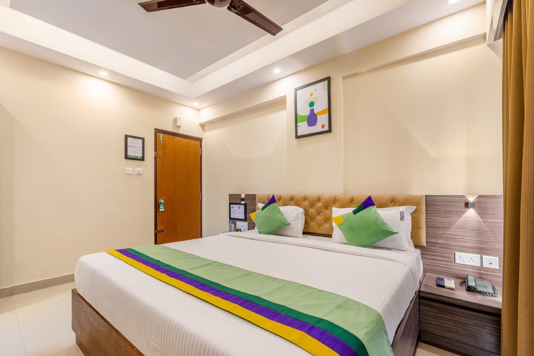 Treebo Sky City Grand, 5 Min From Mangalore Airport Standard Room 3