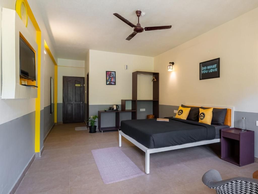 Superior Double Room with Balcony and Rainforest View