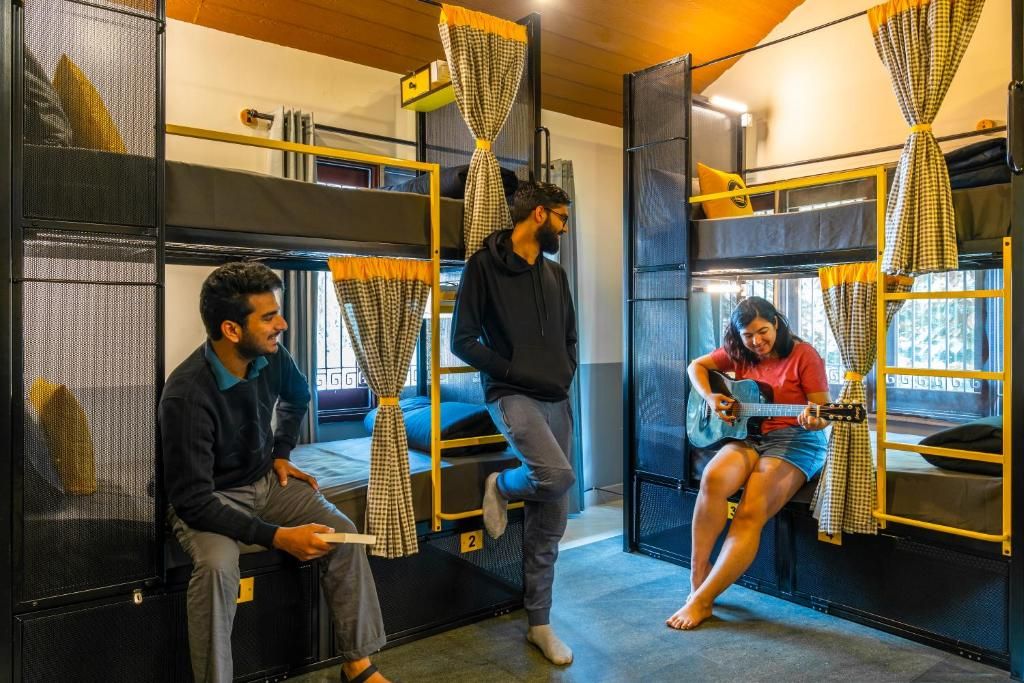 Bed in 6 Bed Mixed Dormitory