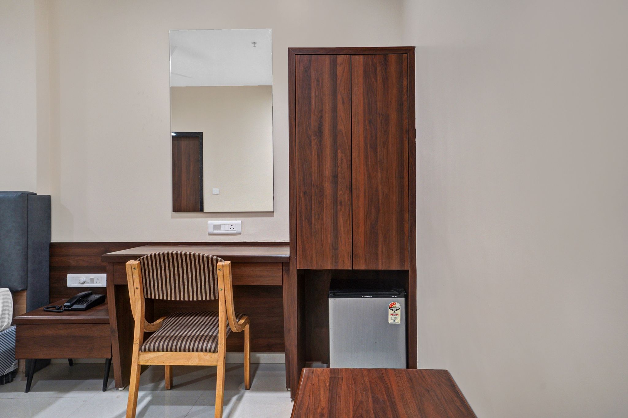 Super Townhouse Oak Hotel Raajpath Classic 21