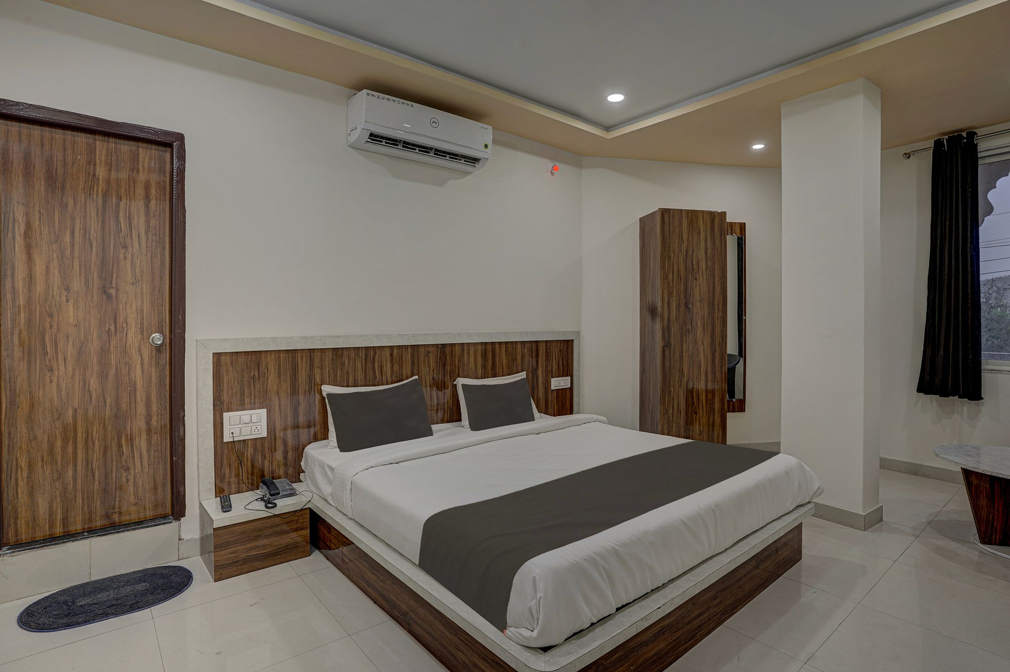 Hotel O Shree Palace Classic 11