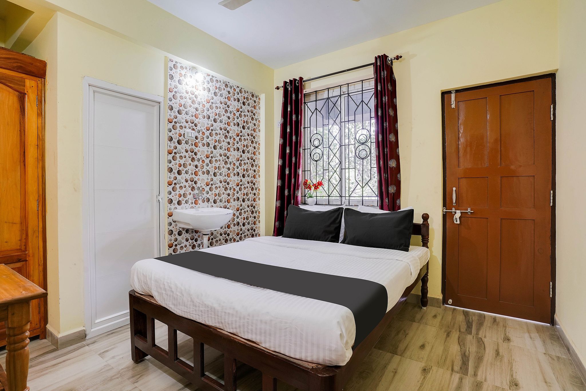 Hotel O by OYO Casa De Elevterio Classic 43