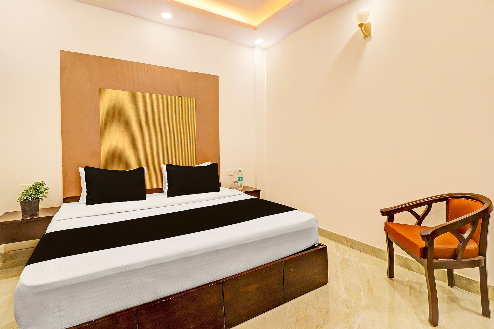 Hotel O HavenHues Hospitality Classic 4