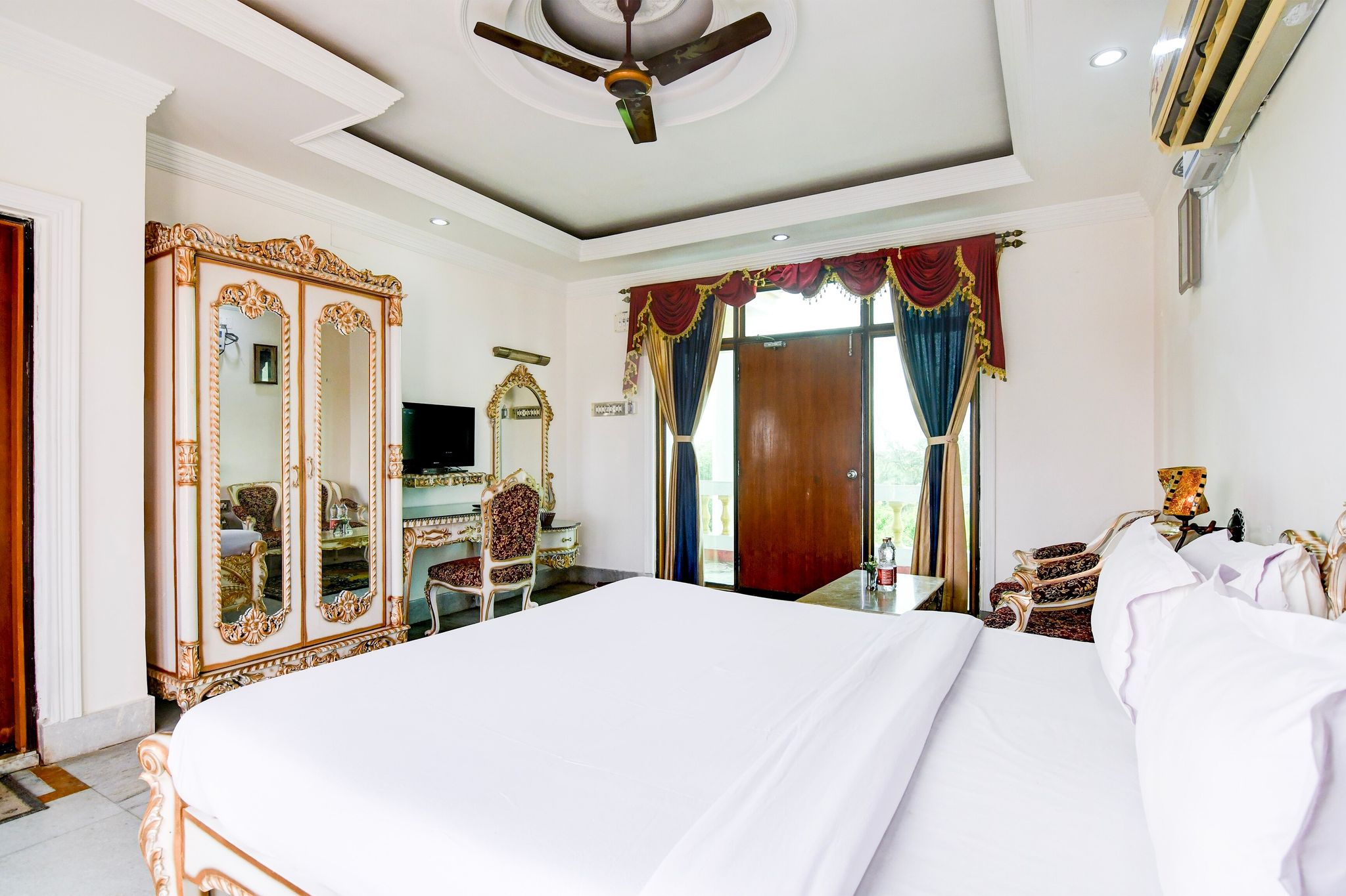Palette - Beachfront Elegance Resort Classic 16