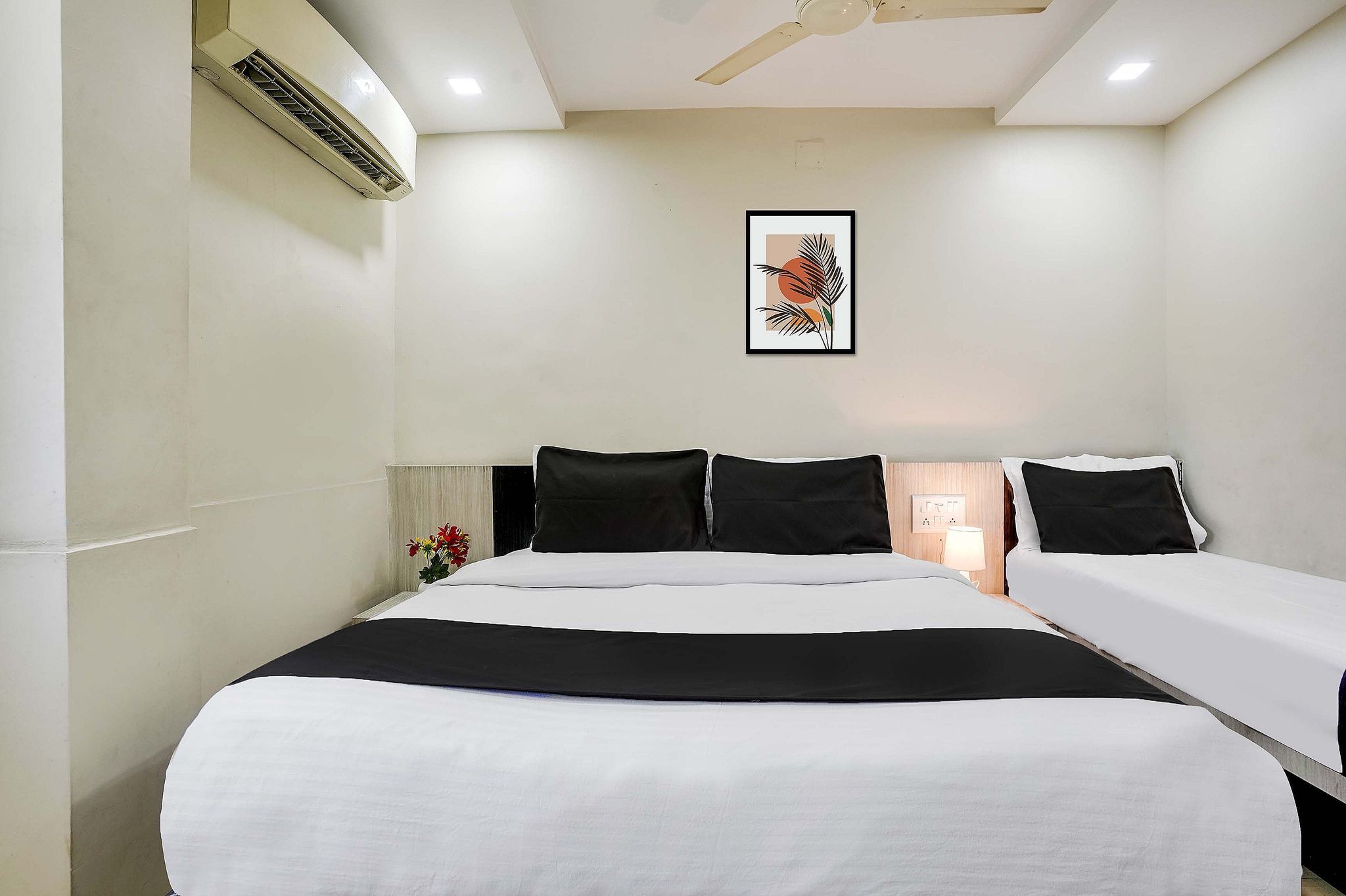 Collection O Odhav Circle Formerly Hotel New Balaji Classic 5