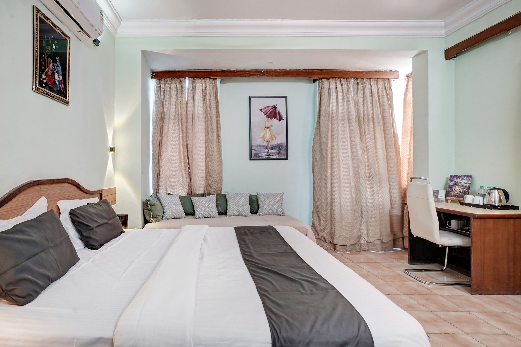 Hotel O Veda Comforts Classic 5