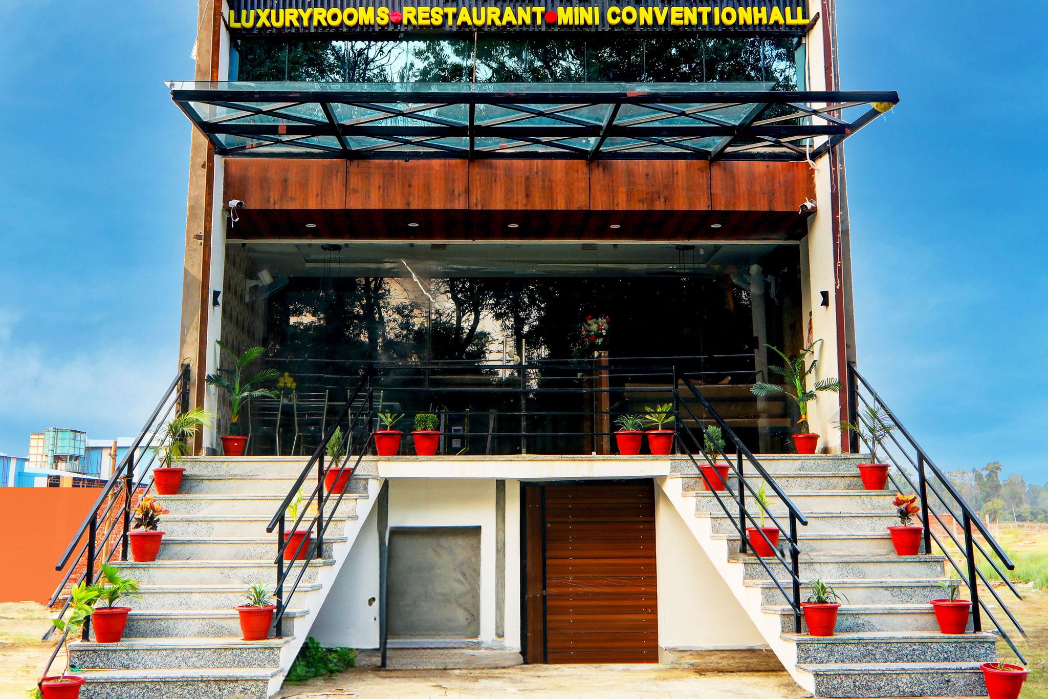 Super Hotel O Aayaansh
