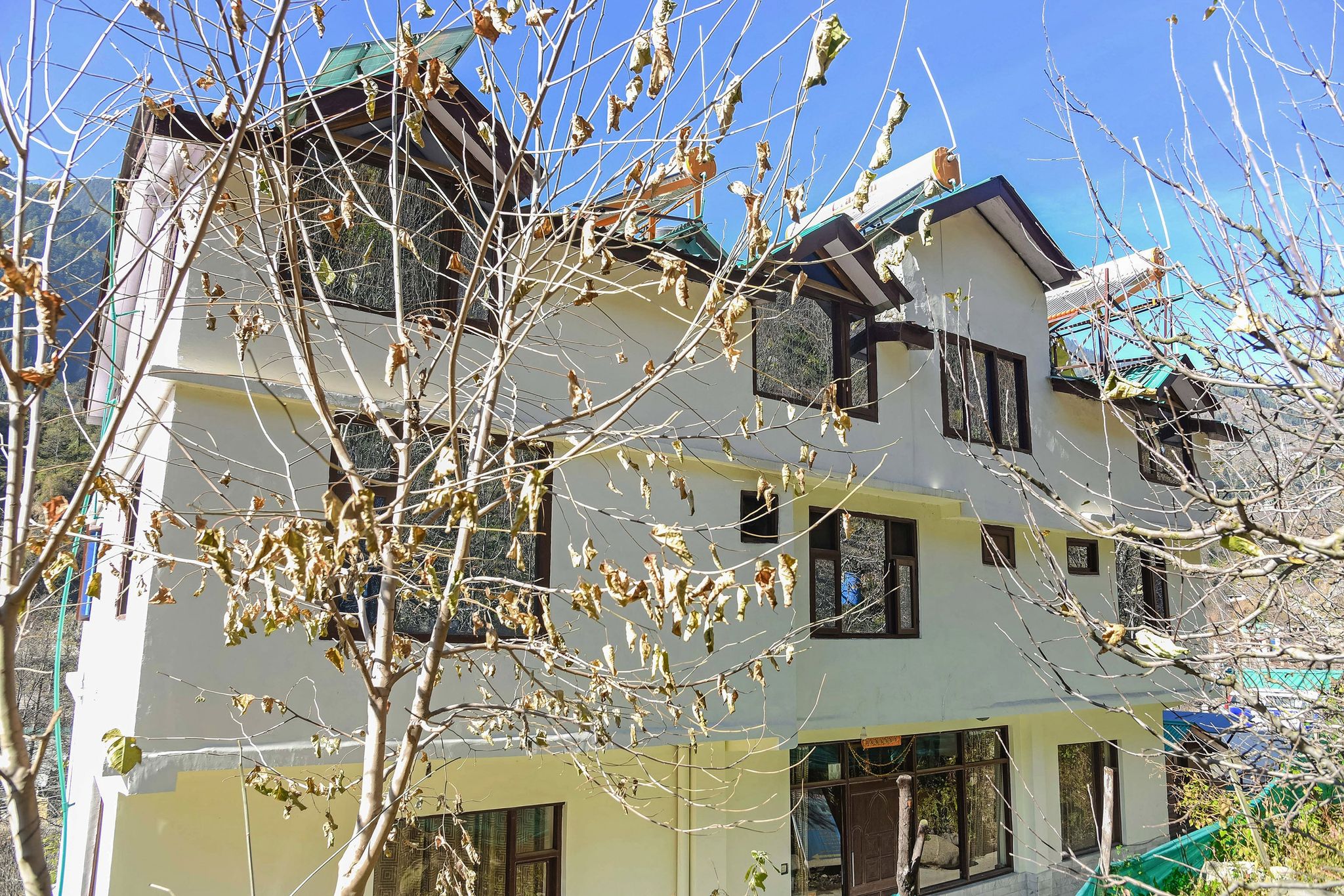 Hotel O Sun N Snow Resort