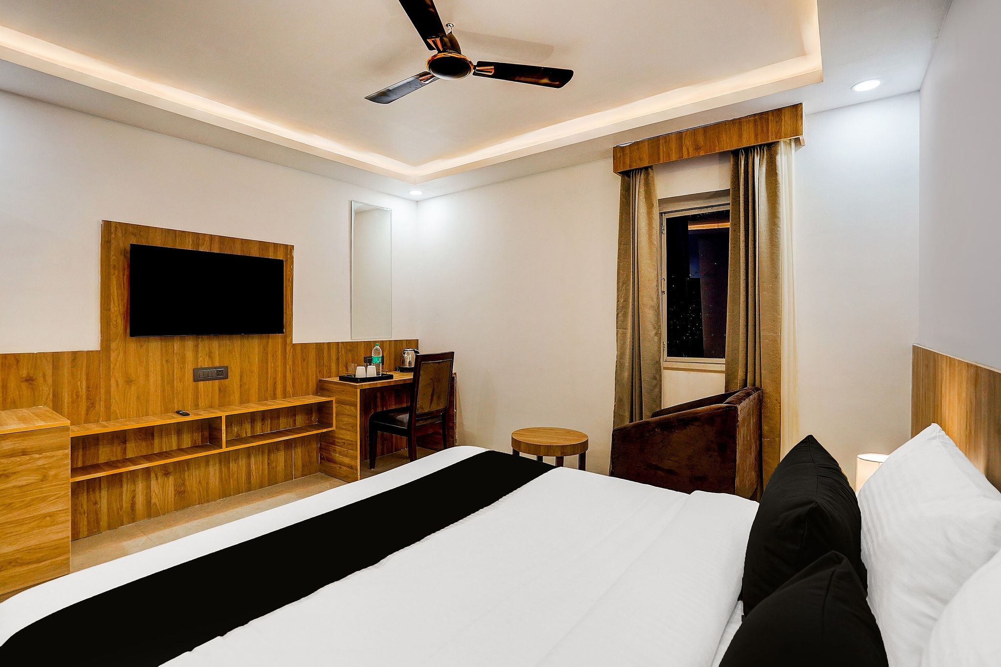 Townhouse GRAND ADDRESS HOTEL AND BANQUET Classic 10