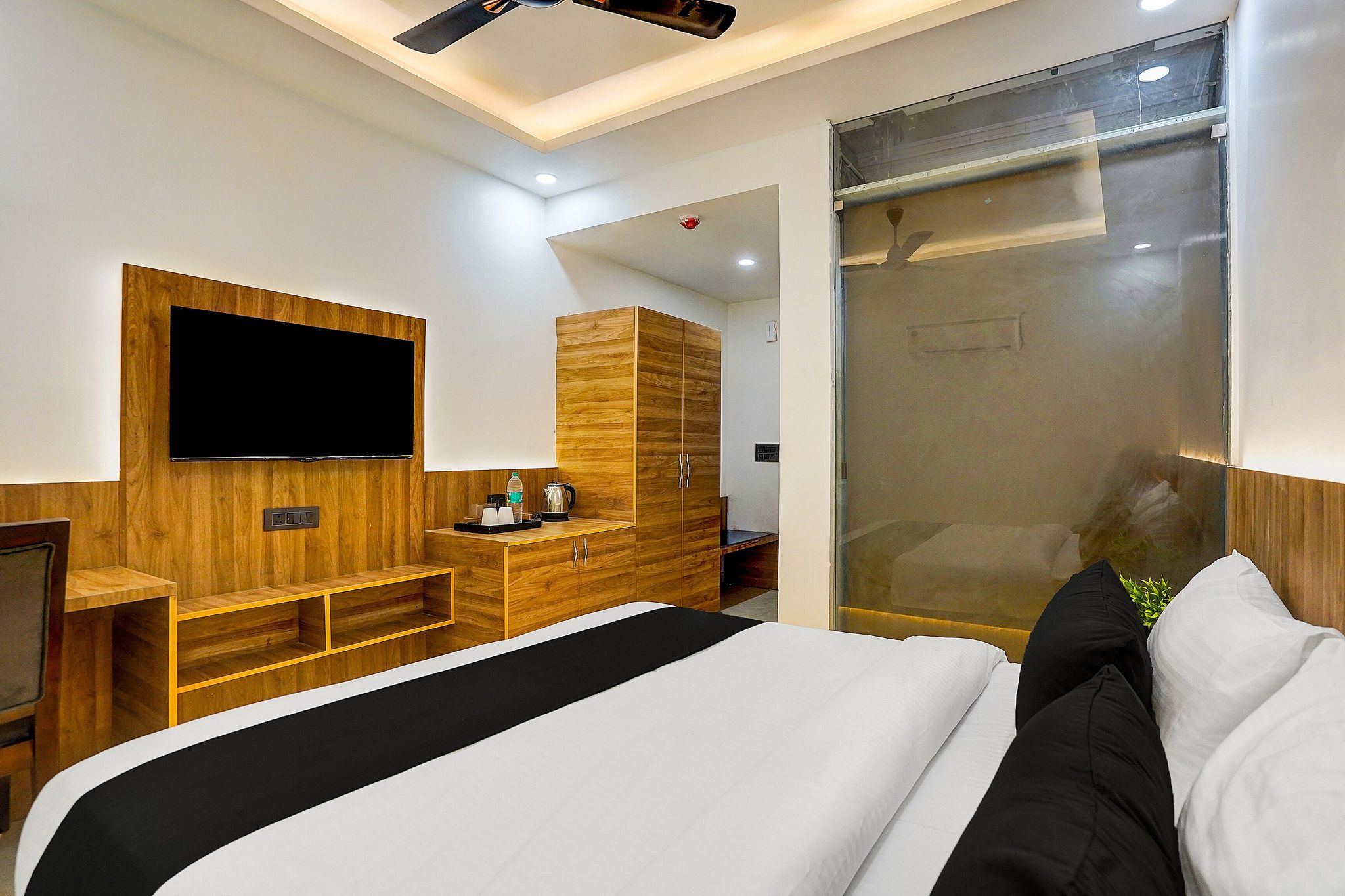 Townhouse GRAND ADDRESS HOTEL AND BANQUET Classic 13