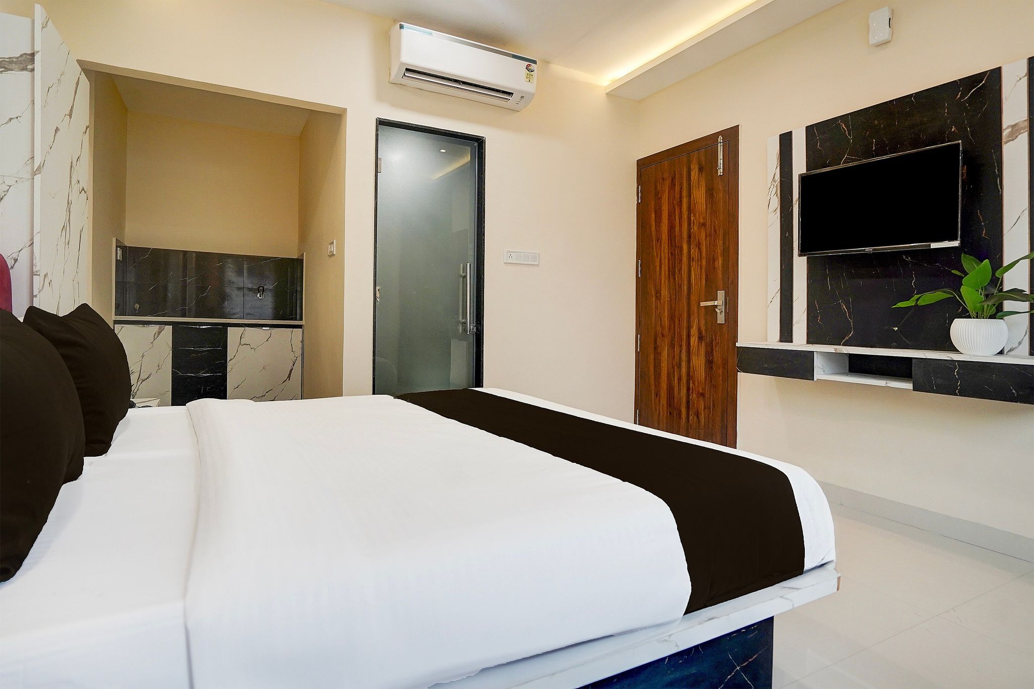 Hotel O Lakshya Classic 14