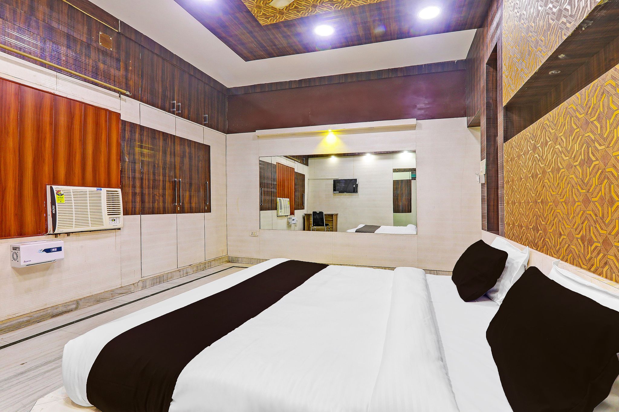 Hotel O S&R Haven Classic 5