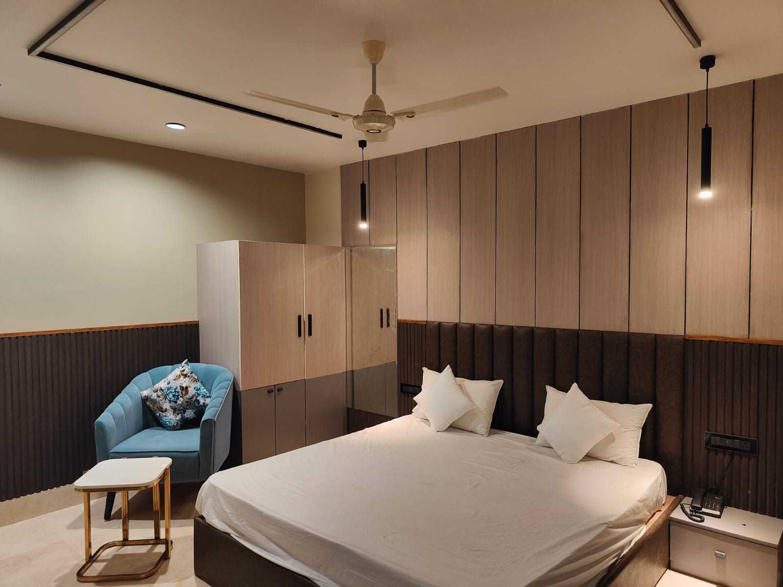Super Townhouse Oak Hisar Classic 2