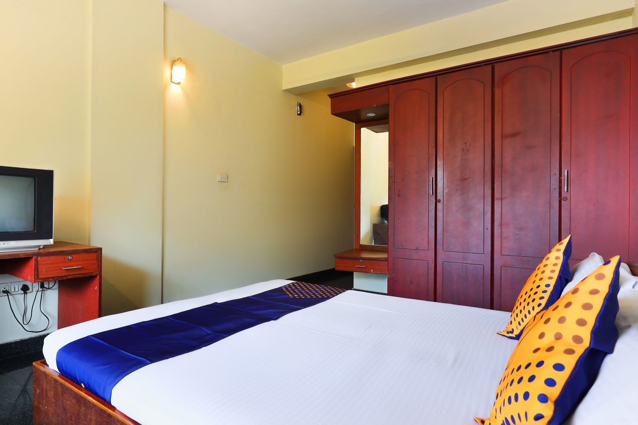 Hotel O East Fort Classic 10