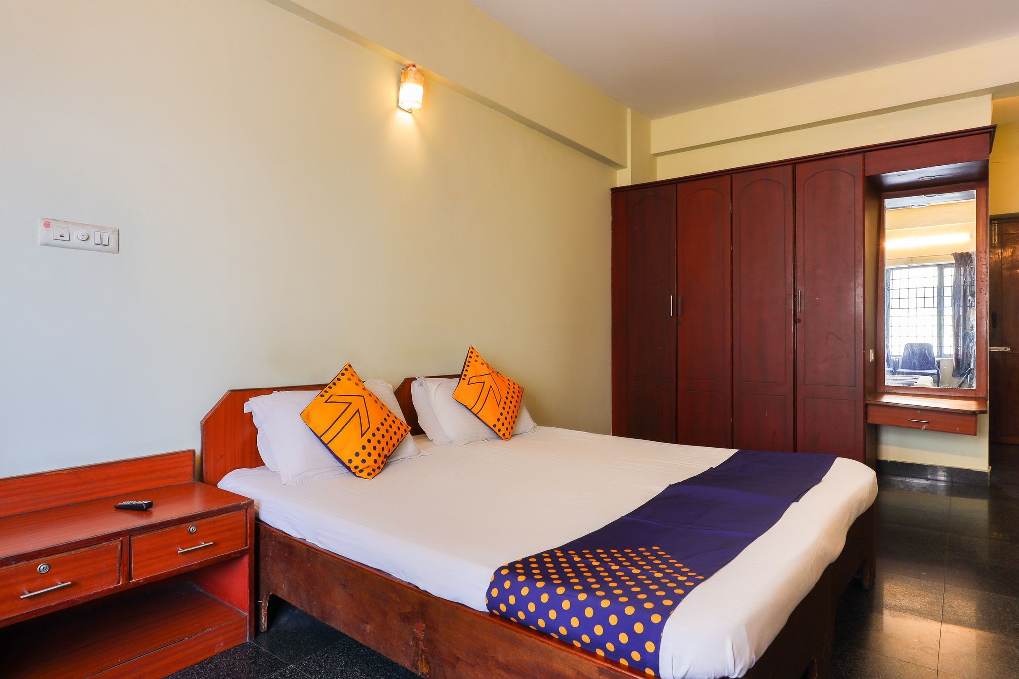 Hotel O East Fort Classic 7