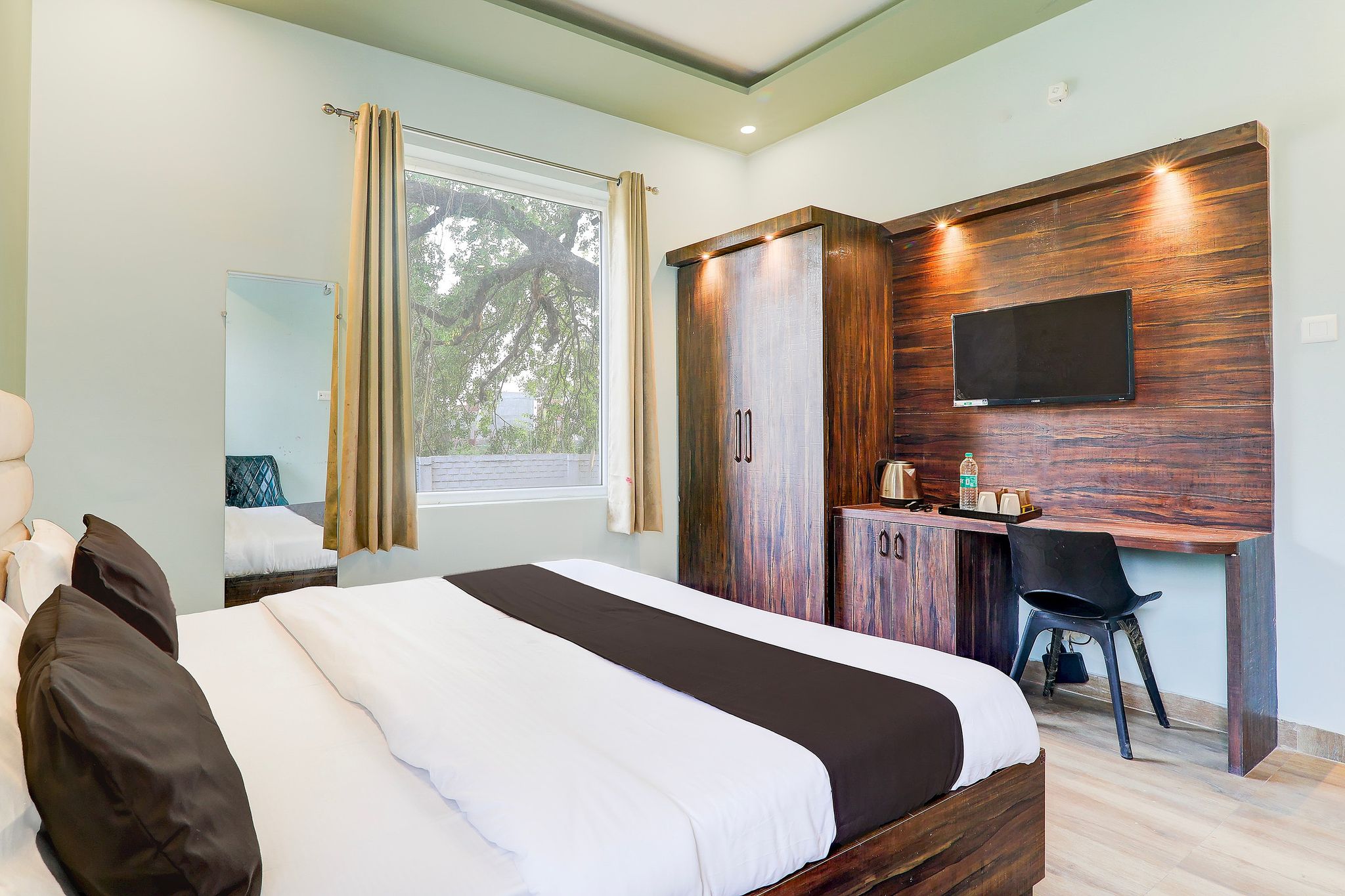 Super Hotel O Gomti Nagar Vigyan khand Deluxe 9