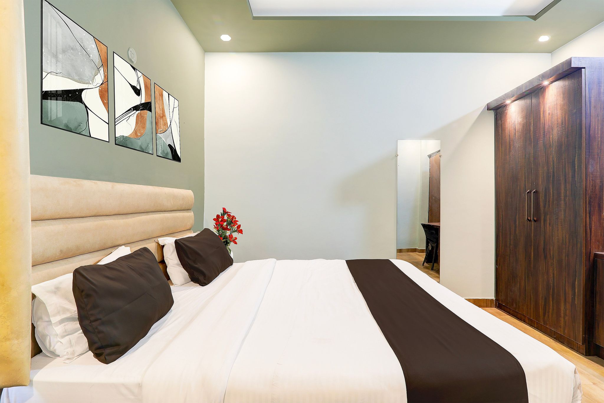 Super Hotel O Gomti Nagar Vigyan khand Deluxe 6