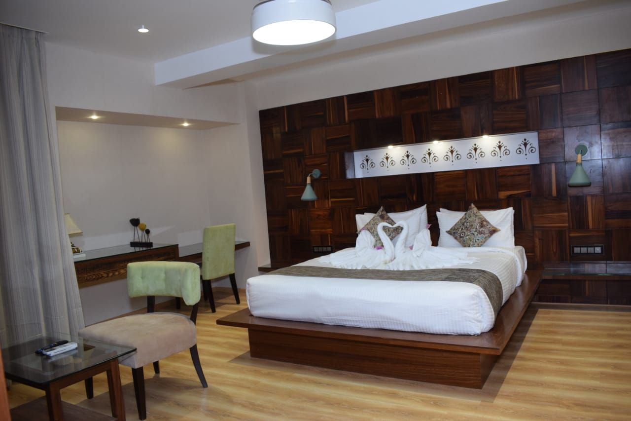 RS Exclusive Stay & Fine Dine, Akola PREMIUM SUIT ROOM