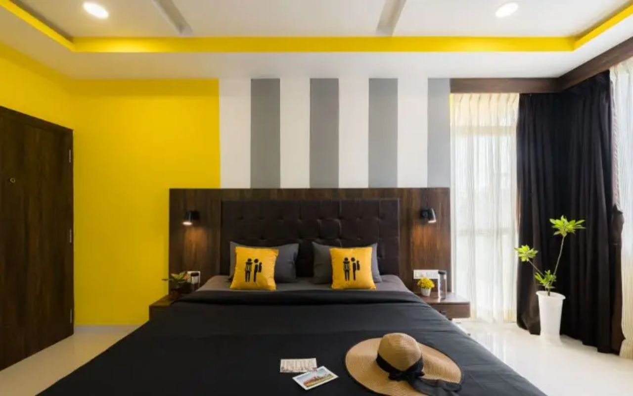 The Hosteller Gokarna Deluxe Double Room with Balcony 3