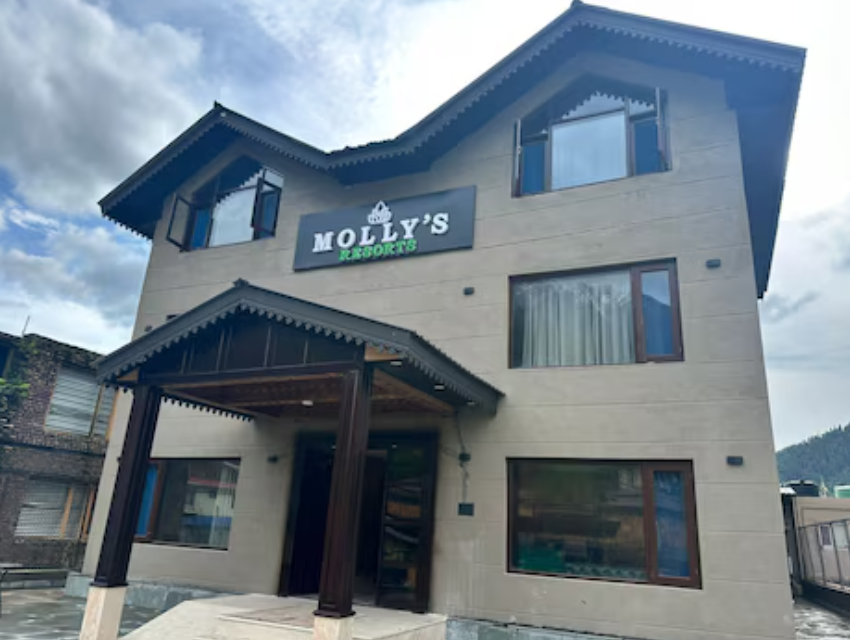 Hotel Molly's Resort