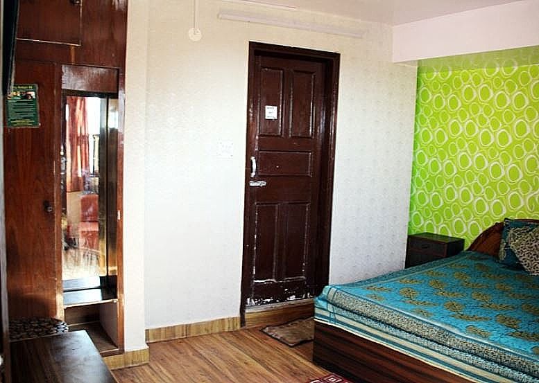 Hotel Samrat SS - Brews and Books Cafe Semi Deluxe Room(Non AC) 3