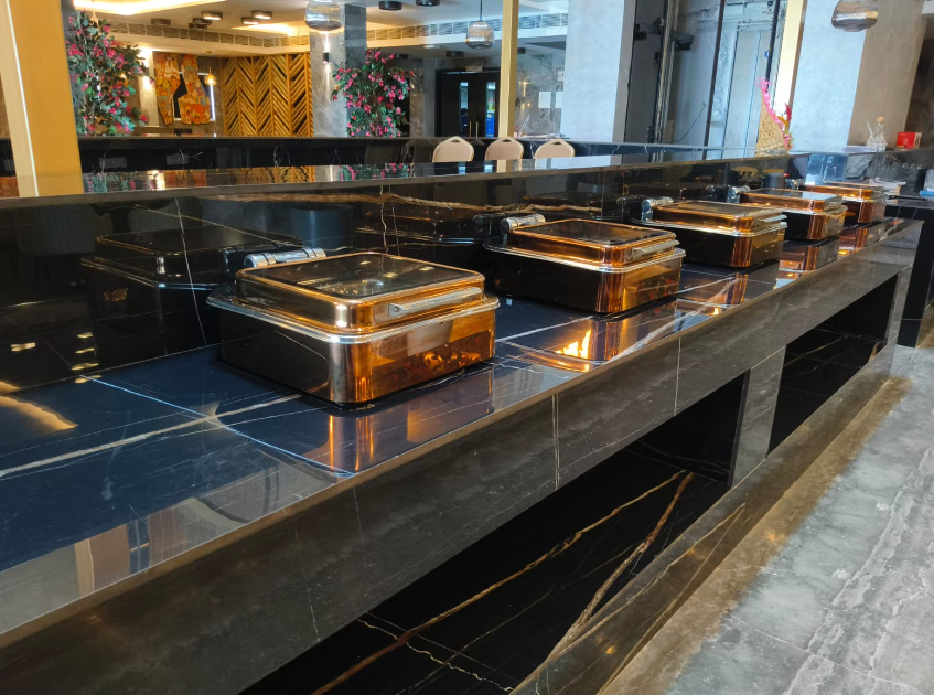 Food & Dining