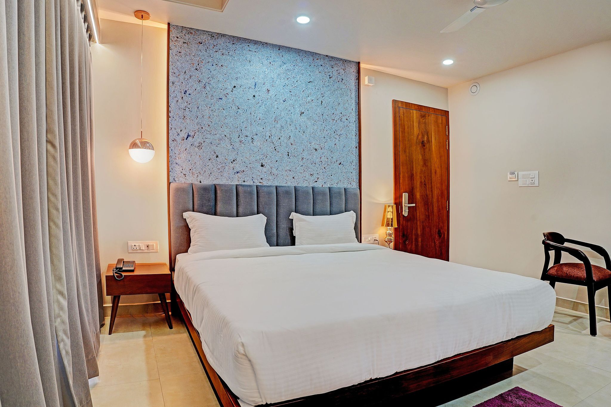 Palette by CheckIn Patel Nagar Bhopal Deluxe 7