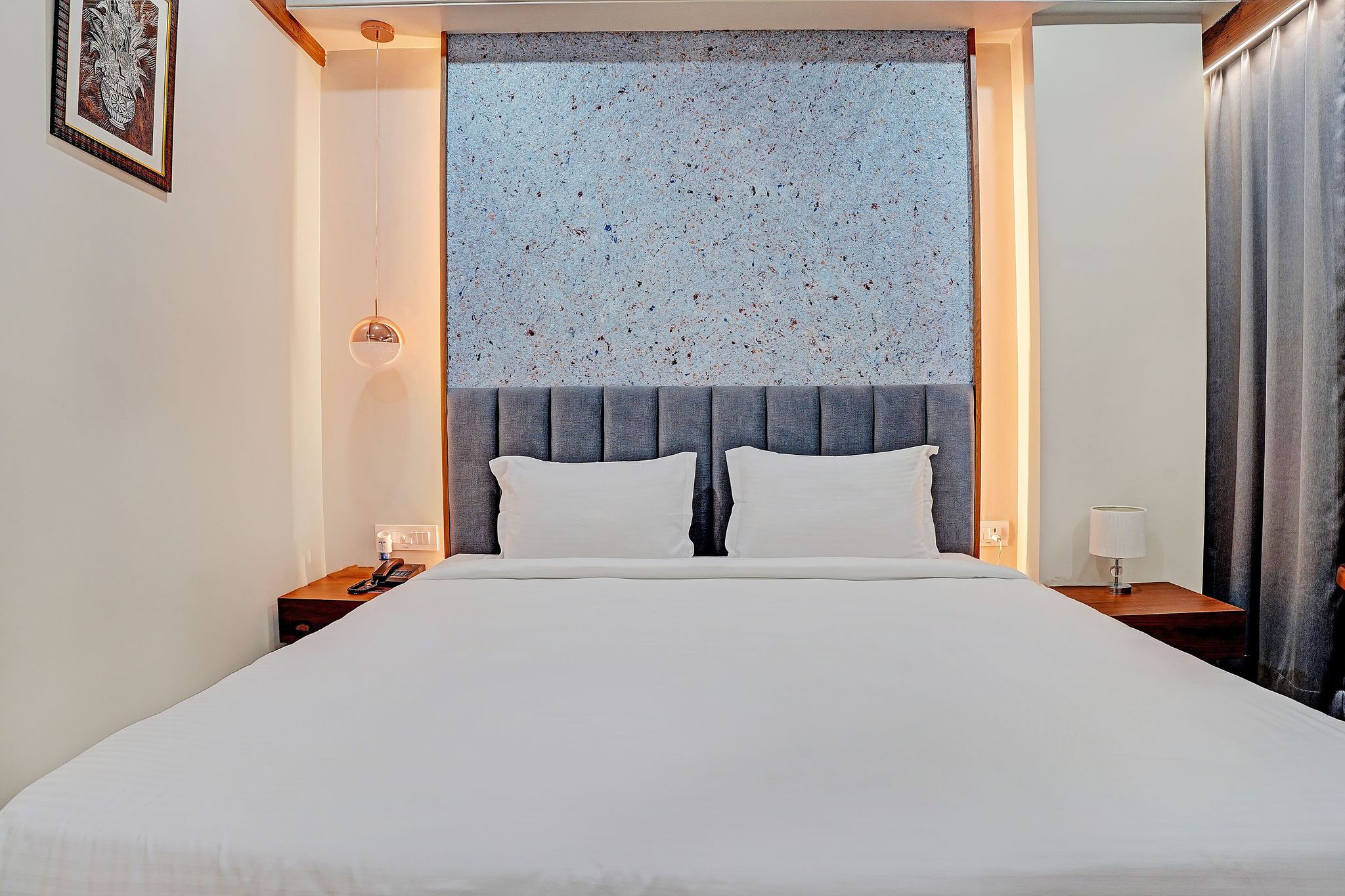 Palette by CheckIn Patel Nagar Bhopal Deluxe 11