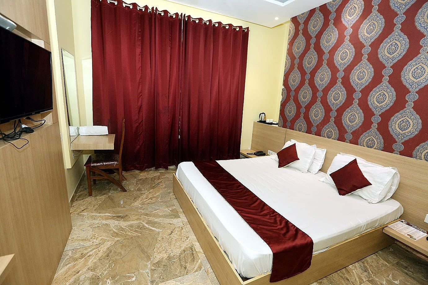 Hotel Tradition Deluxe Double Room