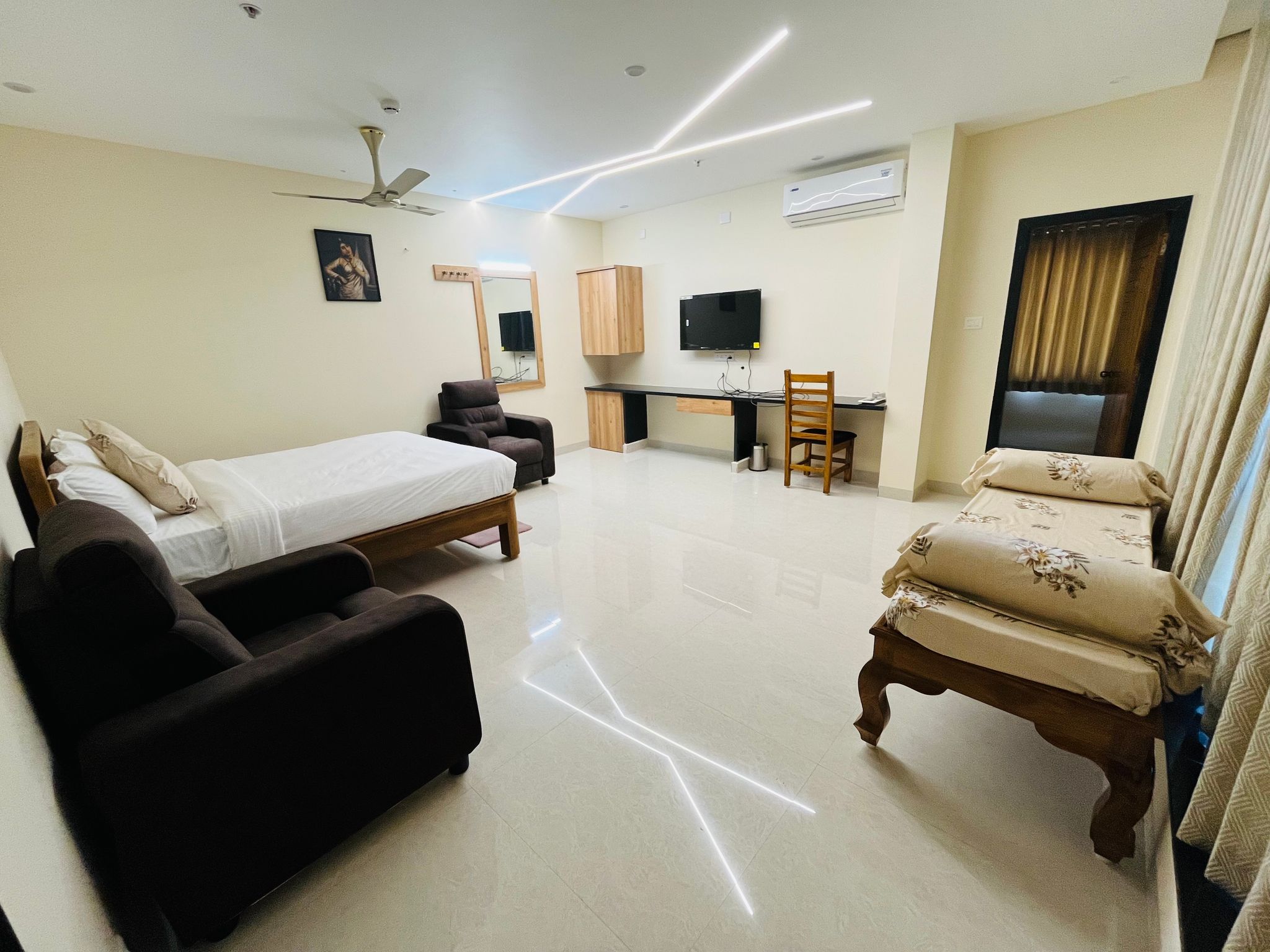 Suite Room
