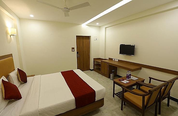 League Hotels and Banquets (Formerly Known as Hotel Atchaya) STANDARD ROOM 5