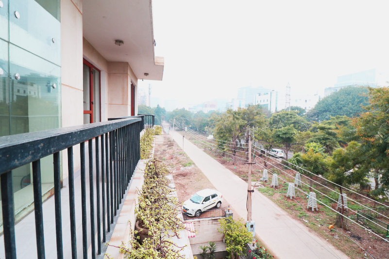 Azure villa Deluxe Room With Balcony  3